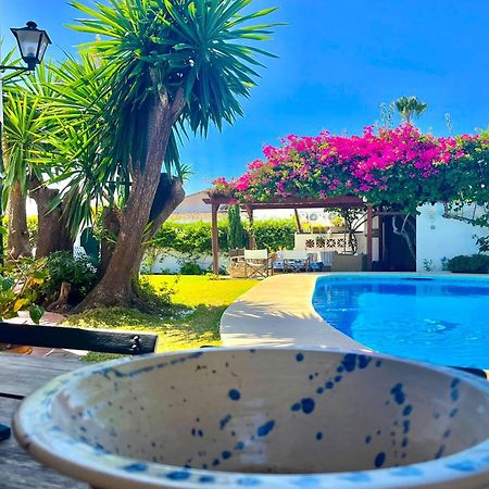 Villa Alfredo - Private Pool Next To The Beach Estepona Bagian luar foto