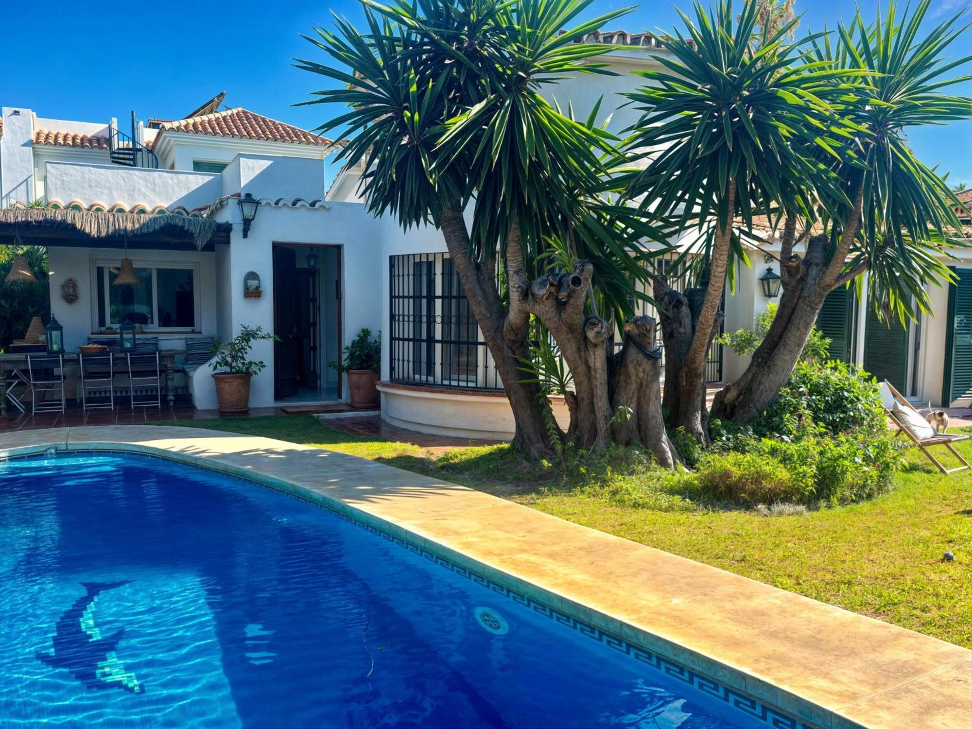 Villa Alfredo - Private Pool Next To The Beach Estepona Bagian luar foto